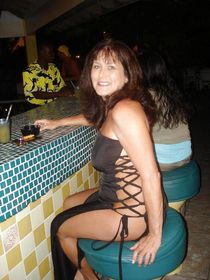 Very best amateur mature ladies posing naked and flashes