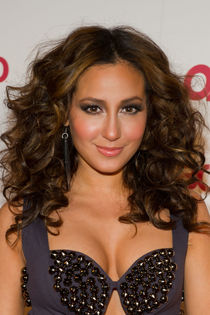 Adrienne Bailon 8 Doogleburger