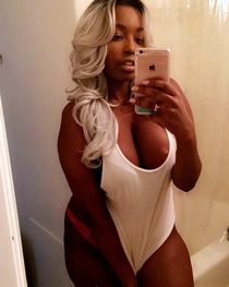 Sexy black chicks with great tits brags in these selfpics
