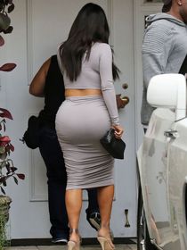 Kim Kardashian y su gordo trasero despuÃ©s de navidad