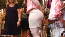 Spanish big booty teen in tight skirt Ð±ÐµÑÐ¿Ð»Ð°Ñ‚Ð½Ð¾ Ð½Ð°