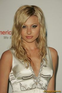Alyson Michalka - Hot Photos and Picture Gallery 3