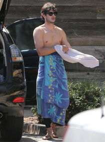 Adam Brody Strips Out of Wetsuit See His Hot Shirtless Body