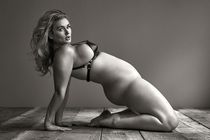 Hunter McGrady Nude & Sexy Massive Body - Scandal Planet